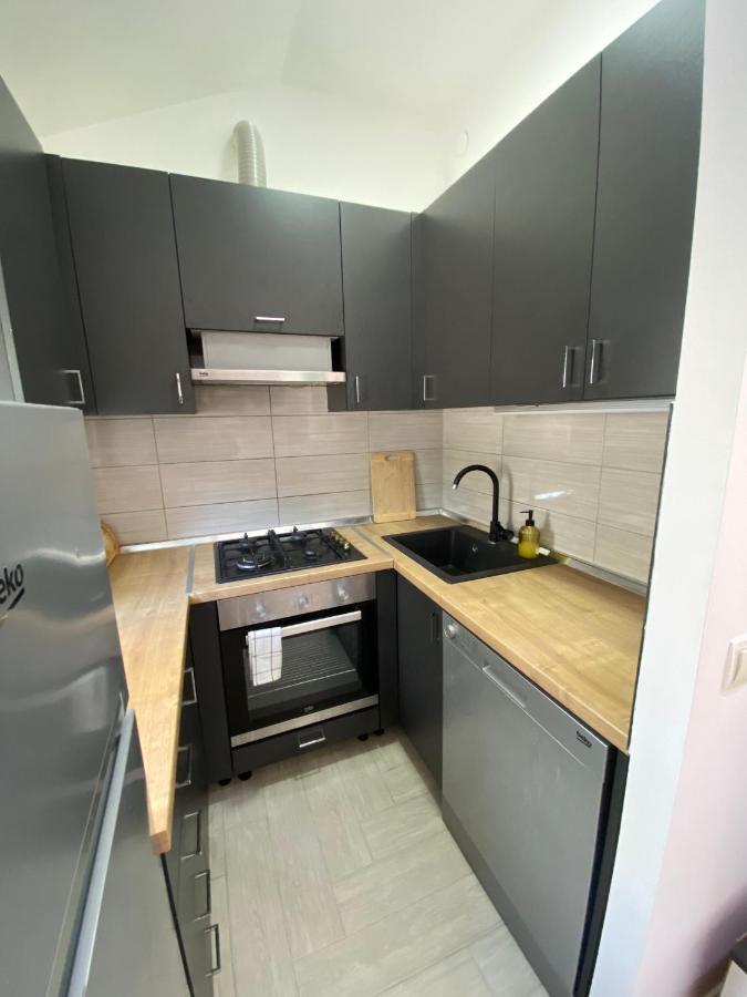Apartman Cukar II Pula Apartment ภายนอก รูปภาพ